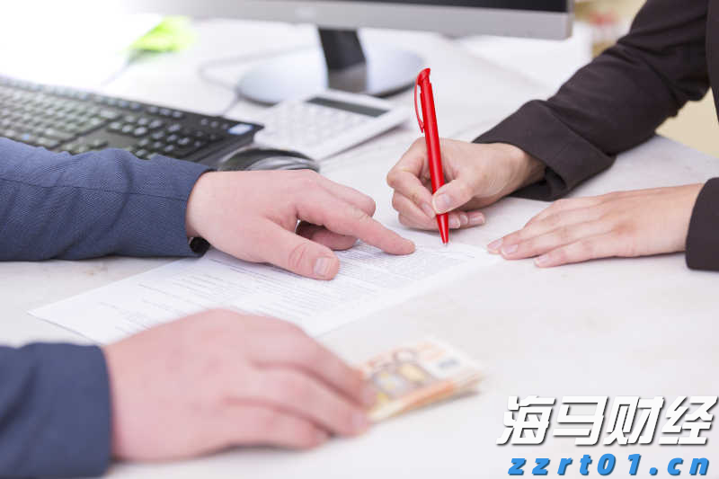 南方日报评论员：“万企进百校”广聚天下英才