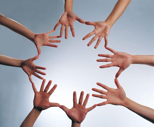 广东梅州大埔县一施工现场崩塌 致2名人员被困