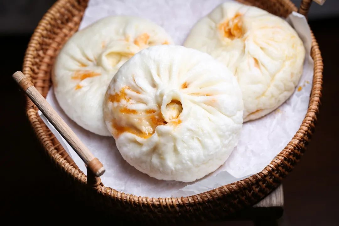 港股开盘 | 港股三大指数普遍低开 机构分析称避险情绪或制约指数上行